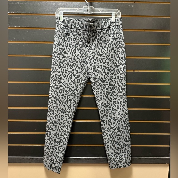 Banana Republic Pants - Banana Republic Sloan Leopard Print Ankle Pants – Women’s 6
